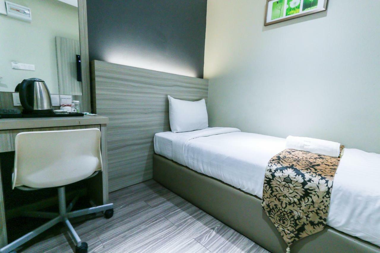 Hotel 99 Kepong Куала-Лумпур Экстерьер фото
